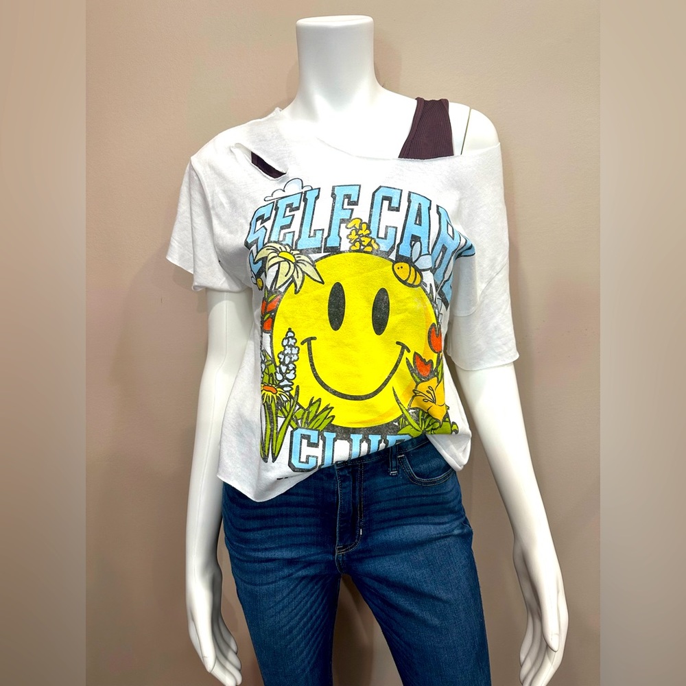 Distressed and cropped tee